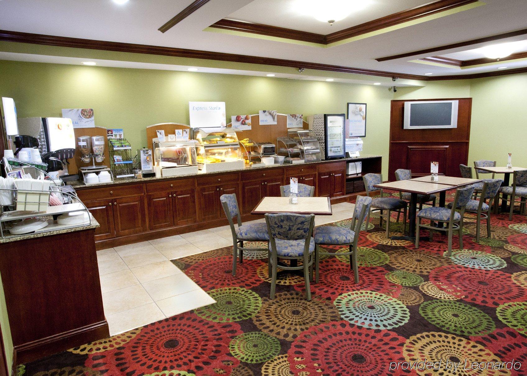 Holiday Inn Express Jamestown By Ihg Exteriör bild