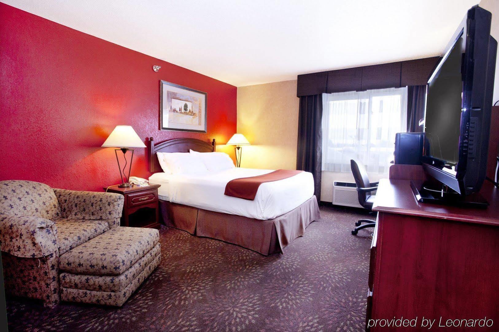 Holiday Inn Express Jamestown By Ihg Exteriör bild